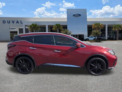 Red 2020 Nissan Murano SL