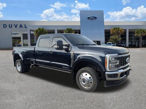 2023 Ford F-450 Lariat