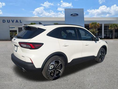 2026 Ford Escape ST-Line Select