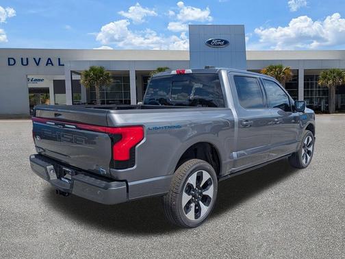 2025 Ford F-150 Lightning Platinum