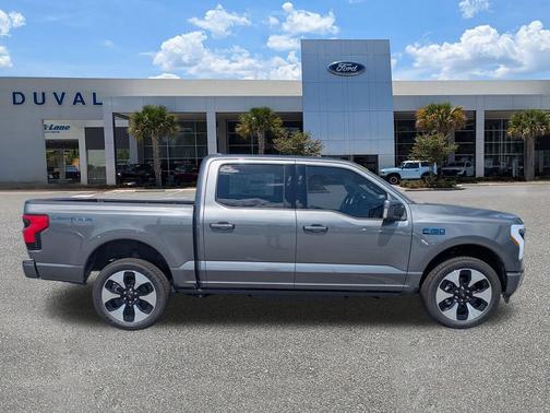 2025 Ford F-150 Lightning Platinum