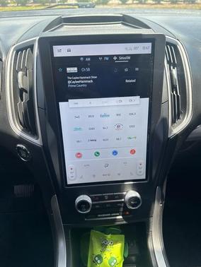 Carbonized Gray Metallic 2022 Ford Edge SEL