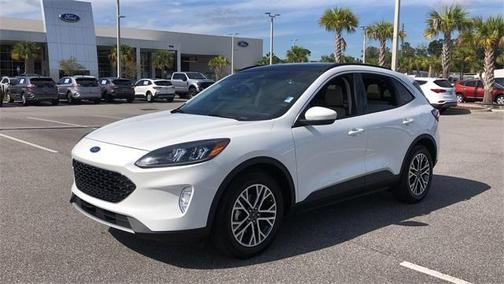 Photo 5 of 39 of 2020 Ford Escape SEL