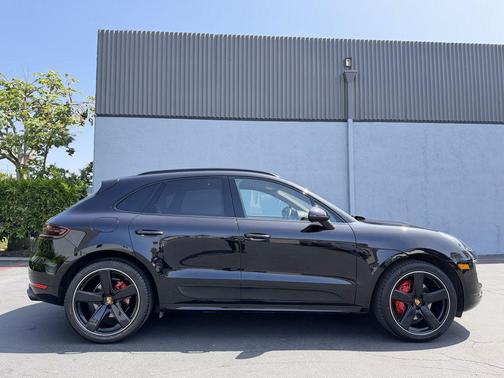 Black 2017 Porsche Macan GTS