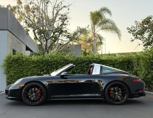 2019 Porsche 911 Targa 4S