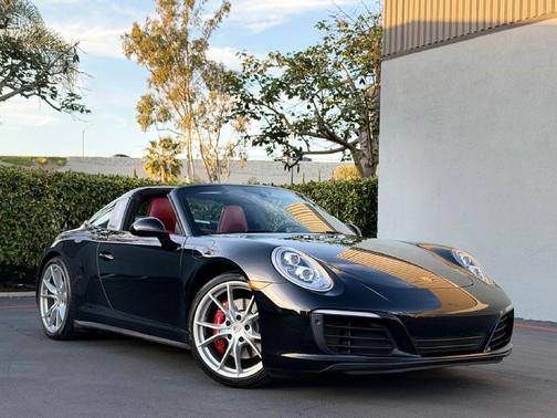 2019 Porsche 911 Targa 4S