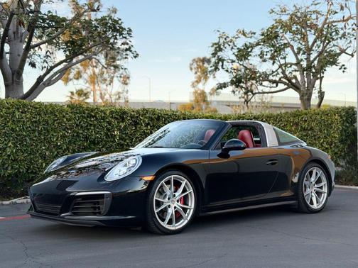 2019 Porsche 911 Targa 4S