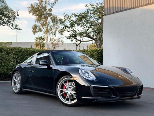 2019 Porsche 911 Targa 4S