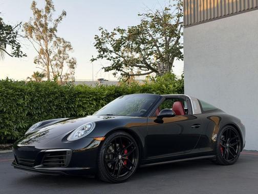 2019 Porsche 911 Targa 4S