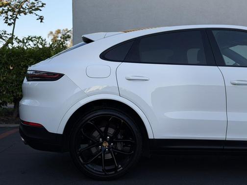White 2020 Porsche Cayenne S Coupe AWD