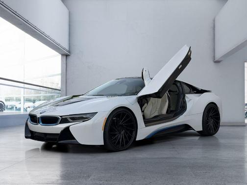 2019 BMW i8 Base