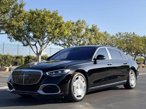 Black 2022 Mercedes-Benz Maybach S 580 4MATIC