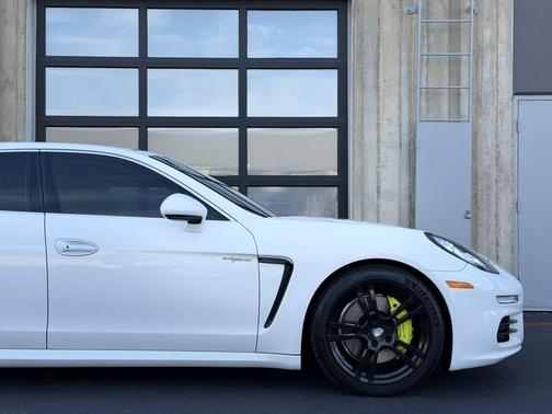 White 2014 Porsche Panamera S