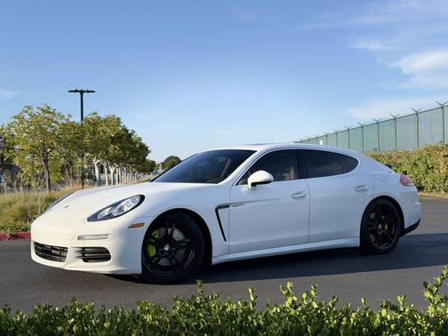 White 2014 Porsche Panamera S