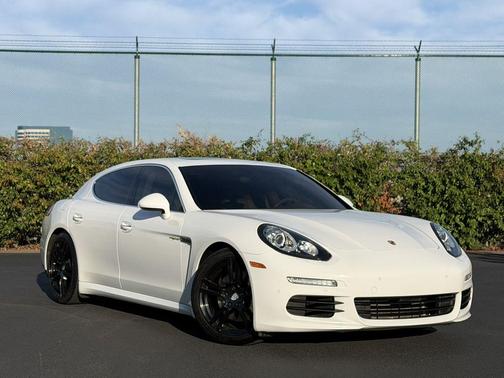 White 2014 Porsche Panamera S