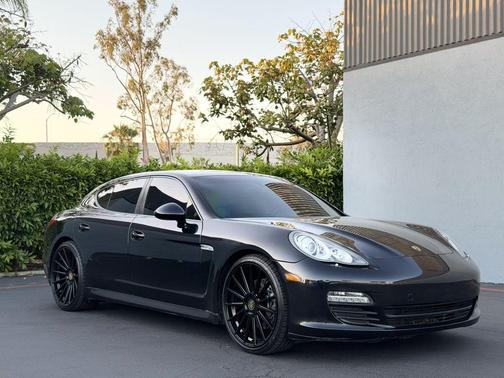 Black 2012 Porsche Panamera 2