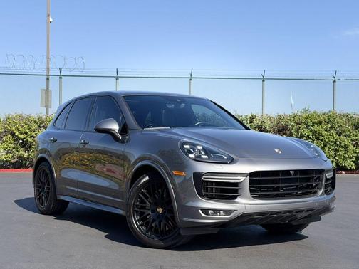 Gray 2017 Porsche Cayenne GTS