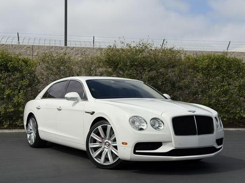 White 2018 Bentley Flying Spur
