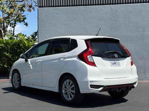 White 2018 Honda Fit Sport