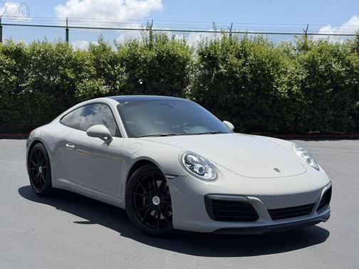 Chalk 2018 Porsche 911 Carrera S