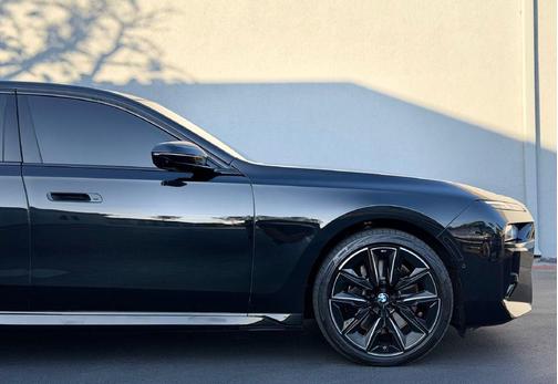Black 2025 BMW 760 760i xDrive