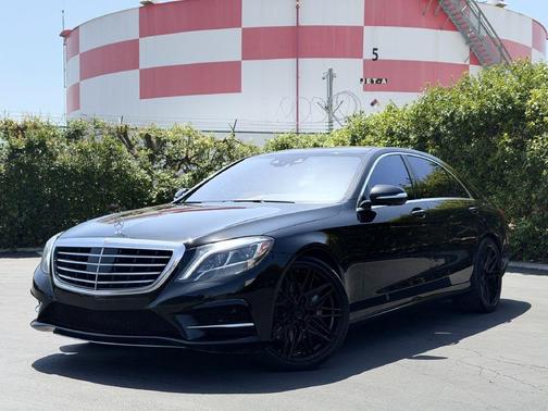 Black 2015 Mercedes-Benz S-Class S 550