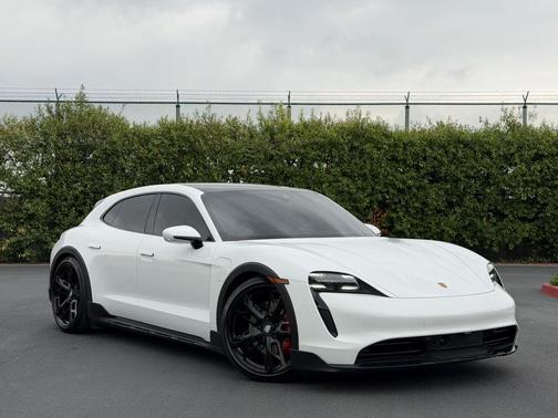 White 2022 Porsche Taycan 4S