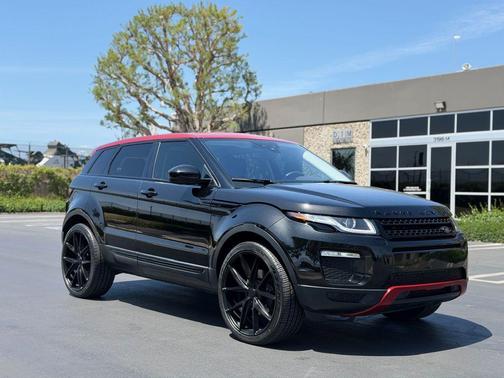 Santorini Black 2017 Land Rover Range Rover Evoque SE Premium