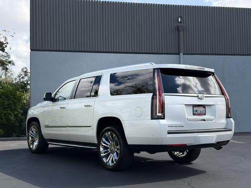White 2017 Cadillac Escalade ESV Premium Luxury