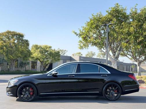 Black 2015 Mercedes-Benz S-Class S 550