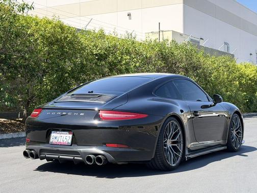 2012 Porsche 911 Carrera