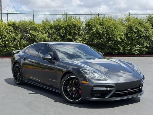 Black 2017 Porsche Panamera Turbo