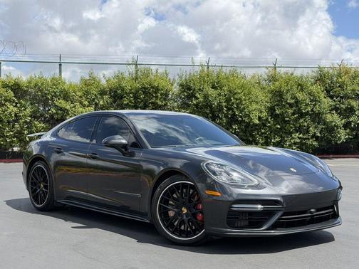 Black 2017 Porsche Panamera Turbo