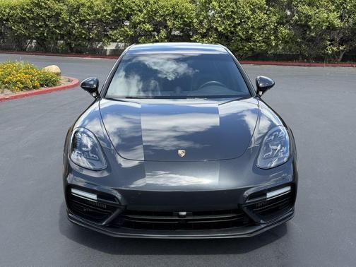 Black 2017 Porsche Panamera Turbo