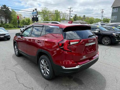 2022 GMC Terrain SLT