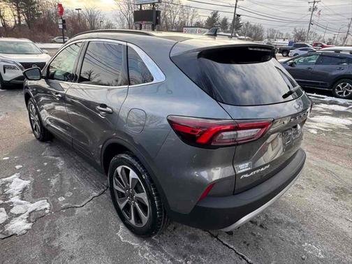 2024 Ford Escape Platinum