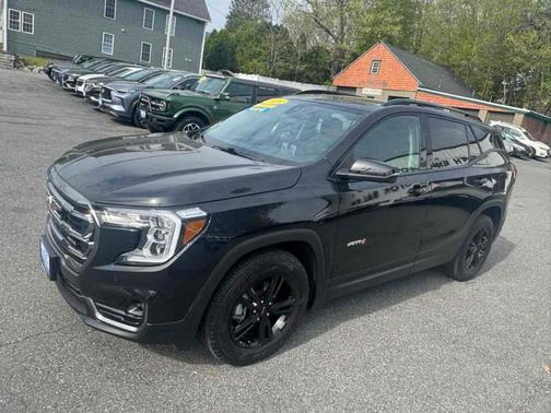 Ebony Twilight Metallic 2024 GMC Terrain AT4