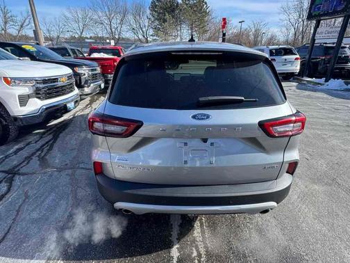 2024 Ford Escape Platinum
