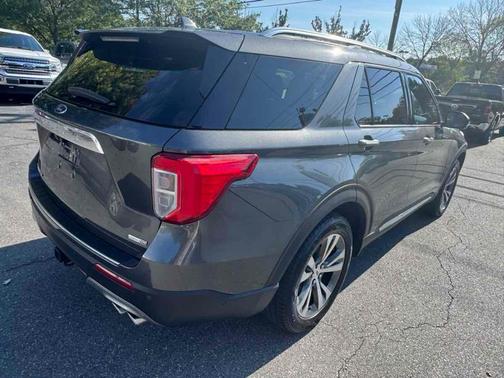 2020 Ford Explorer Platinum