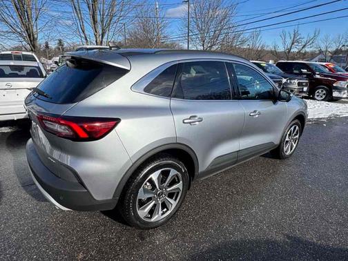 2024 Ford Escape Platinum