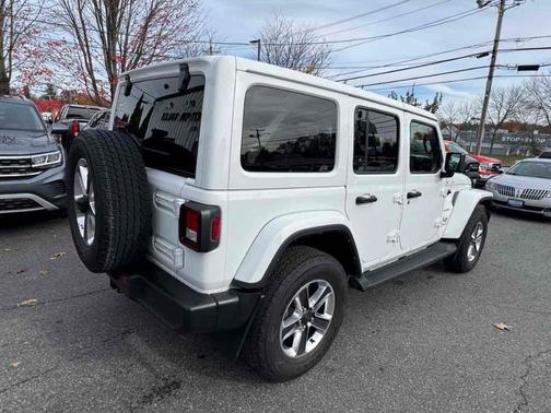 2022 Jeep Wrangler Unlimited Sahara