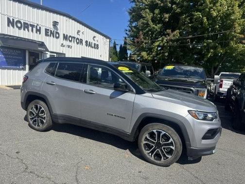 Billet Silver Metallic Clearcoat 2023 Jeep Compass Limited