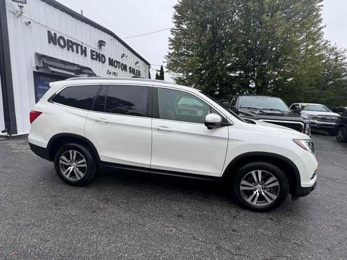 2017 Honda Pilot EX-L w/ Navigation