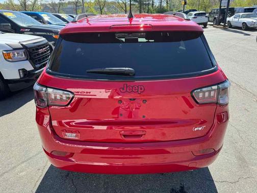 2022 Jeep Compass (RED) Edition