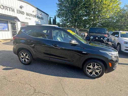 2023 Kia Seltos EX