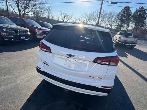 2023 Chevrolet Equinox RS