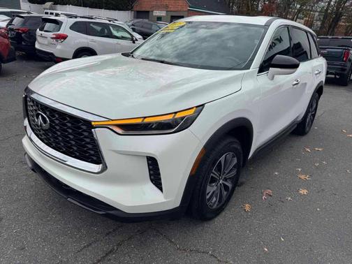 2024 INFINITI QX60 Pure