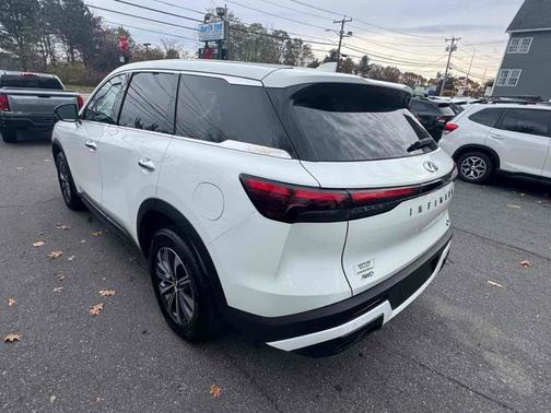 2024 INFINITI QX60 Pure