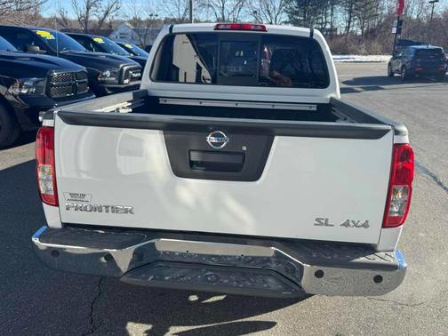 2015 Nissan Frontier SL