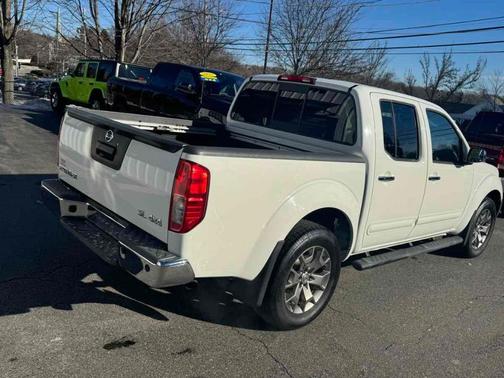 2015 Nissan Frontier SL